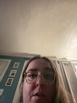 kayleighgirl online show from 05/30/26, 08:44