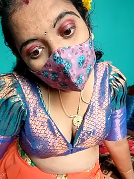 Snapshot of Tamilkannadacouple chatting on 02/18/26, 05:03 Tamilkannadacouple online show from 02/18/26, 05:03