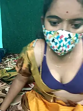 Snapshot of Tamilkannadacouple chatting on 02/25/26, 05:11 Tamilkannadacouple online show from 02/25/26, 05:11