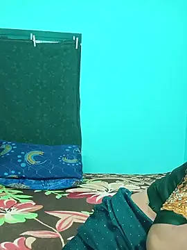 Snapshot of Tamilkannadacouple chatting on 02/27/26, 04:29 Tamilkannadacouple online show from 02/27/26, 04:29