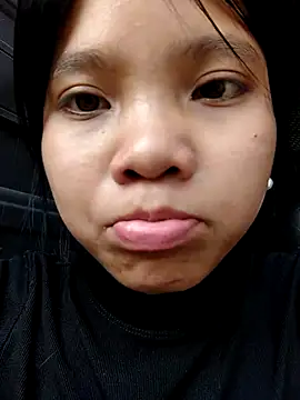 Snapshot of camtu00 chatting on 03/02/26, 09:49 camtu00 online show from 03/02/26, 09:49