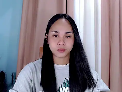 Snapshot of _Thegirlnextdoor69 chatting on 02/05/26, 07:07 Thegirlnextdoor69 online show from 02/05/26, 07:07