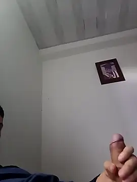 Snapshot of elvaquero06 chatting on 02/15/26, 01:35 elvaquero06 online show from 02/15/26, 01:35