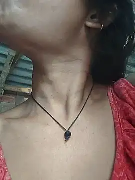 Snapshot of Sweet-runi chatting on 02/22/26, 04:13 Sweet-runi online show from 02/22/26, 04:13