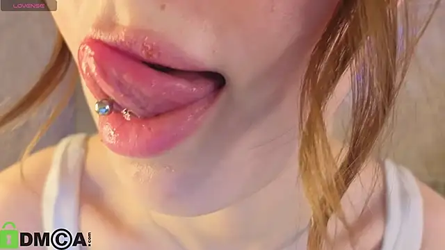 Snapshot of _Kiki_angel_ chatting on 02/08/26, 06:28 Kiki angel online show from 02/08/26, 06:28