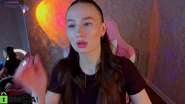 Snapshot of _Kiki_angel_ chatting on 02/25/26, 01:59 Kiki angel online show from 02/25/26, 01:59