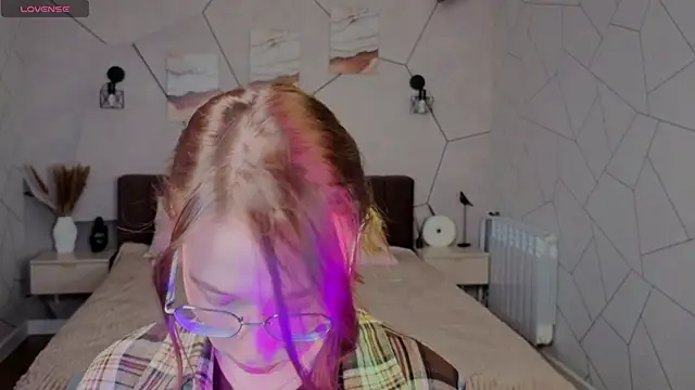  Kiki angel  online show from 03/31/26, 01:07