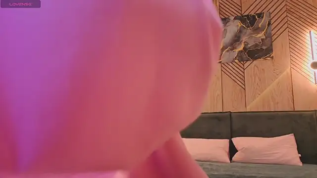  Kiki angel  online show from 04/10/26, 01:22