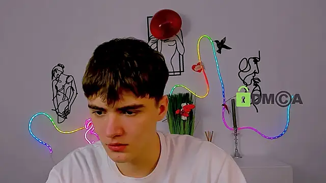 Snapshot of emil_lucky chatting on 02/13/26, 12:23 emil lucky online show from 02/13/26, 12:23