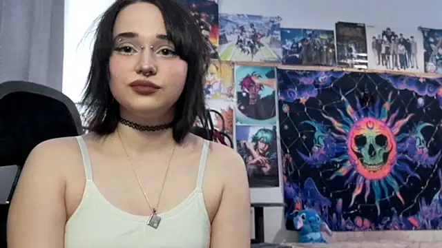 Snapshot of PureSofia chatting on 02/06/26, 01:14 PureSofia online show from 02/06/26, 01:14