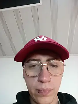 Emmanuel Lust online show from 02/21/26, 12:06