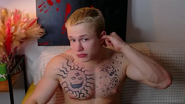 SterlingNoir online show from 02/18/26, 09:44