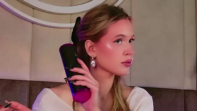 Beckie White online show from 03/03/26, 09:10