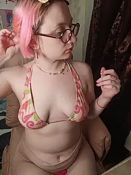 PinkyDavi online show from 04/12/26, 05:40