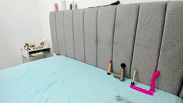 Giselle James online show from 03/14/26, 08:03