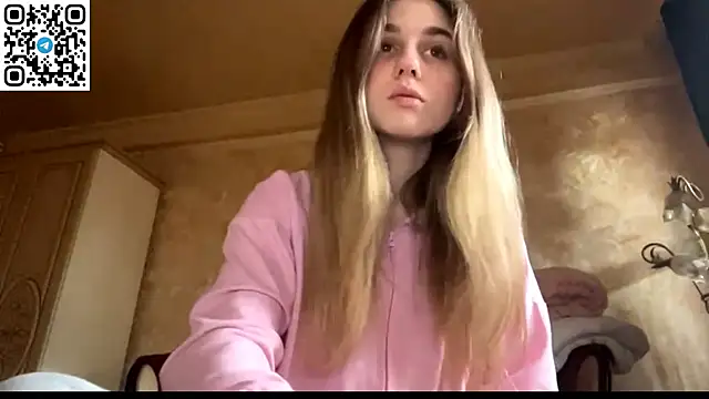 LovelySilk 63 online show from 04/12/26, 06:29