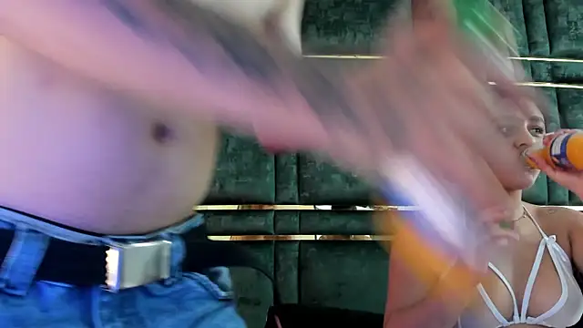 GaelyCoral online show from 04/16/26, 03:02