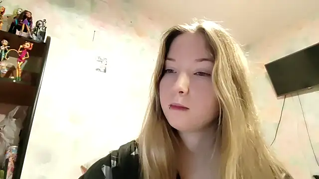 Snapshot of TiaBIanks chatting on 02/14/26, 01:46 TiaBIanks online show from 02/14/26, 01:46