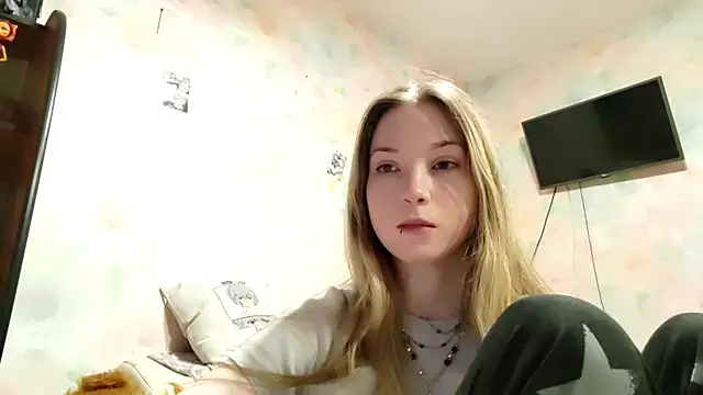 Snapshot of TiaBIanks chatting on 02/18/26, 12:23 TiaBIanks online show from 02/18/26, 12:23