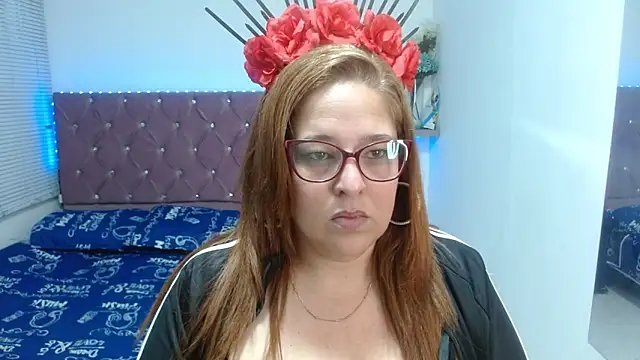 Snapshot of kataleyamilf69 chatting on 02/25/26, 01:21 kataleyamilf69 online show from 02/25/26, 01:21