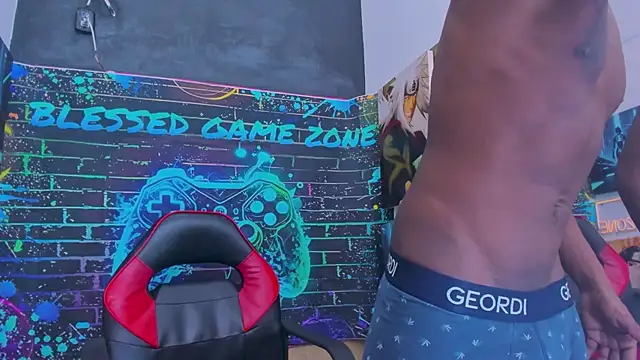 Jeanpieroo26 online show from 02/11/26, 07:19