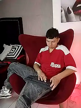 Snapshot of Liam_Sean chatting on 02/27/26, 12:27 Liam Sean online show from 02/27/26, 12:27