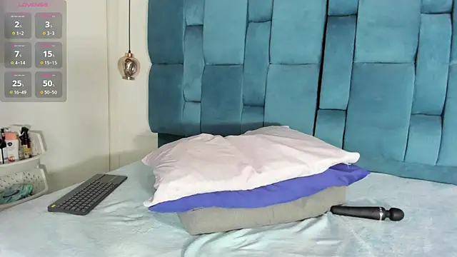 Snapshot of venezolana__caro chatting on 07/08/26, 12:20 venezolana caro online show from 07/08/26, 12:20