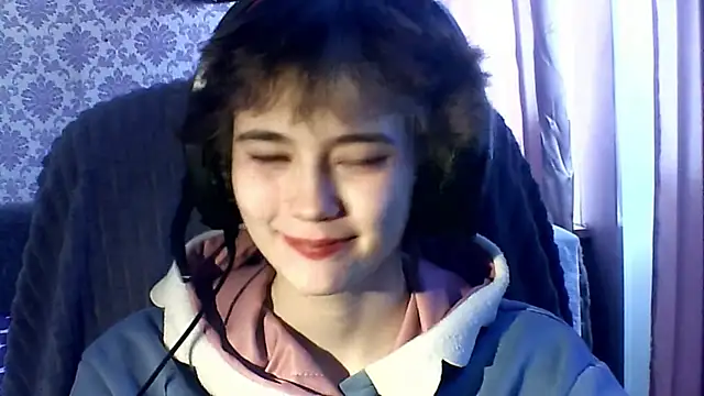 Snapshot of Angels_corner chatting on 02/14/26, 05:26 Angels corner online show from 02/14/26, 05:26