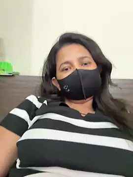 raavigirl online show from 02/27/26, 06:24