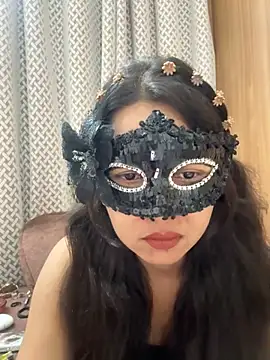 raavigirl online show from 06/08/26, 05:46