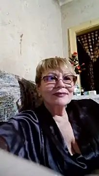 SophieBurns online show from 06/24/26, 10:20