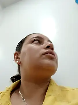 MajoArias online show from 03/20/26, 06:46