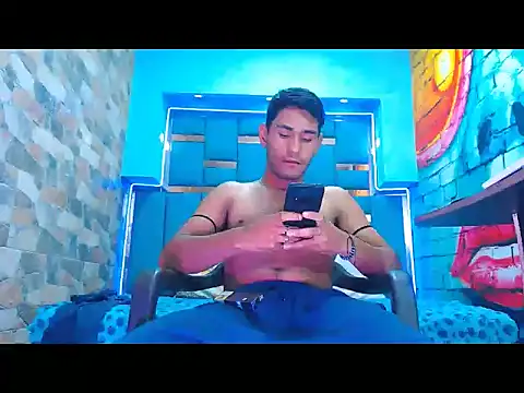 Snapshot of warmNoah chatting on 02/20/26, 03:03 warmNoah online show from 02/20/26, 03:03