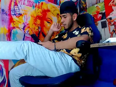 warmNoah online show from 04/07/26, 06:08