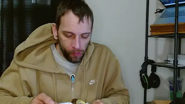 cguffey2284 online show from 02/28/26, 10:22