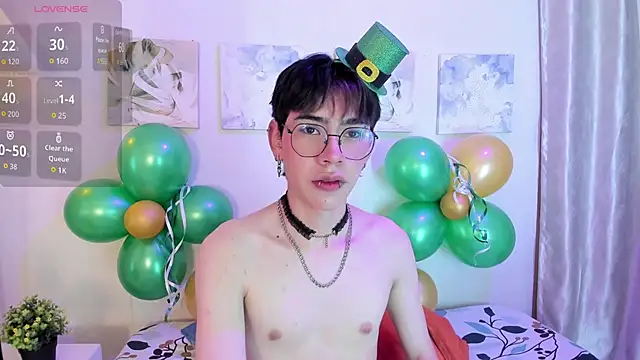 Demian Hush online show from 03/18/26, 03:20