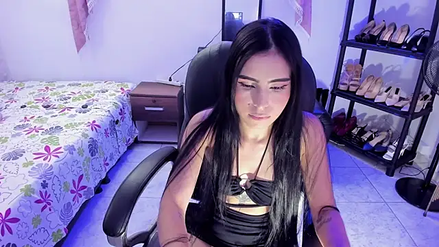 Snapshot of Canddy_Doll_ chatting on 02/17/26, 08:26 Canddy Doll online show from 02/17/26, 08:26