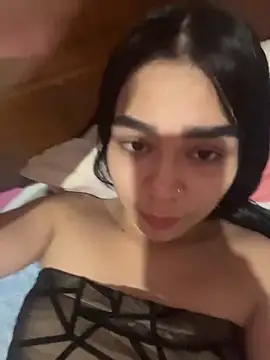 mia petite2007 online show from 04/13/26, 11:10