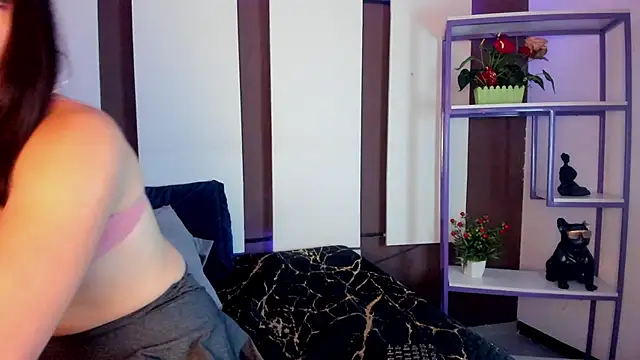 Snapshot of Nahomii__Doll chatting on 02/18/26, 07:21 Nahomii Doll online show from 02/18/26, 07:21