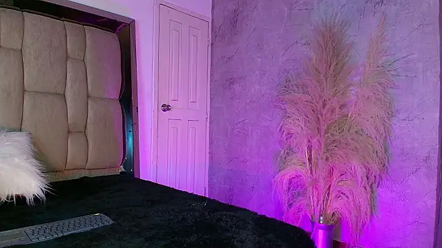 Snapshot of REDS_VELVET chatting on 02/09/26, 03:43 REDS VELVET online show from 02/09/26, 03:43