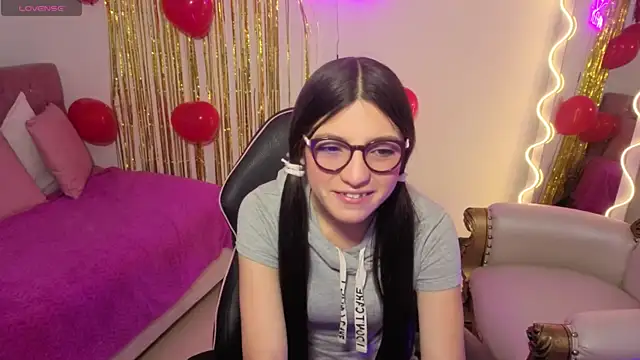 Snapshot of MAHYRA_TAY chatting on 02/19/26, 07:10 MAHYRA TAY online show from 02/19/26, 07:10