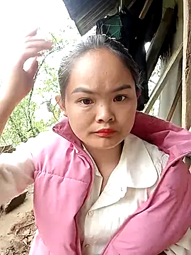 Luminana online show from 04/02/26, 02:42