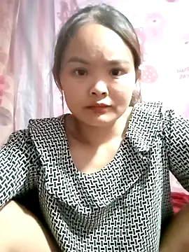 Luminana online show from 04/10/26, 04:28