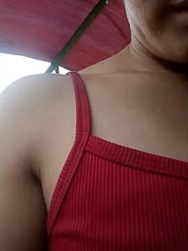 Luminana online show from 05/19/26, 05:36