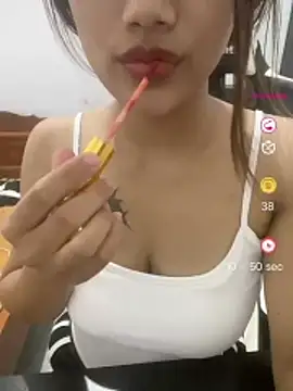 -Nuna- online show from 08/06/26, 12:18