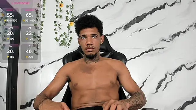 Snapshot of Nehemiaa_boy chatting on 02/24/26, 08:40 Nehemiaa boy online show from 02/24/26, 08:40