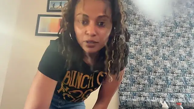 Goldie Glows63 online show from 03/06/26, 06:43