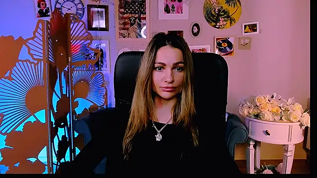 Snapshot of KrisWillis chatting on 02/06/26, 09:23 KrisWillis online show from 02/06/26, 09:23