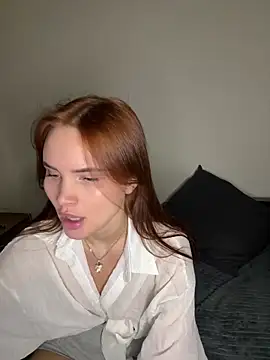 Snapshot of Emma_Songae chatting on 02/27/26, 05:35 Emma Songae online show from 02/27/26, 05:35