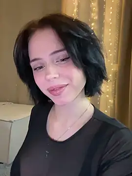  luna fox  online show from 02/15/26, 05:09